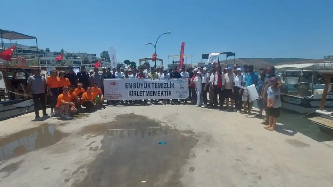 Muğla Kıyılarından ve Denizden Binlerce Ton Çöp Çıktı