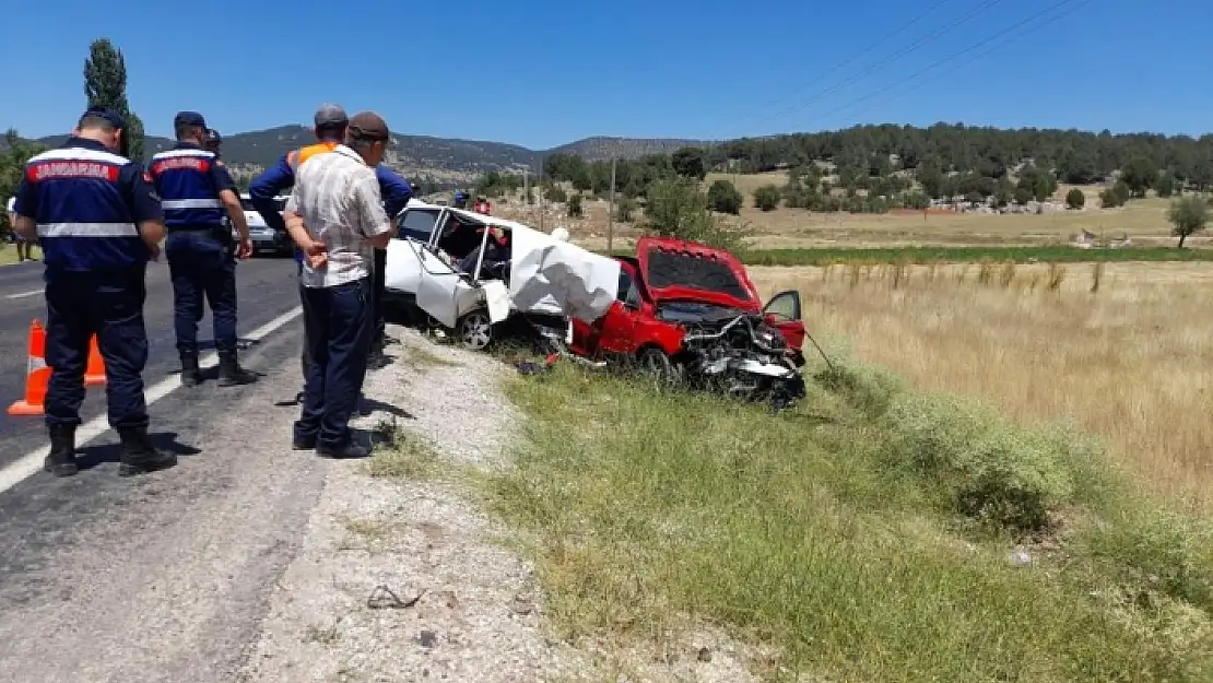 Seydikemer'de Korkunç Kaza: 1 Kİşi Yaşamını Yitirdi, 2 Yaralı