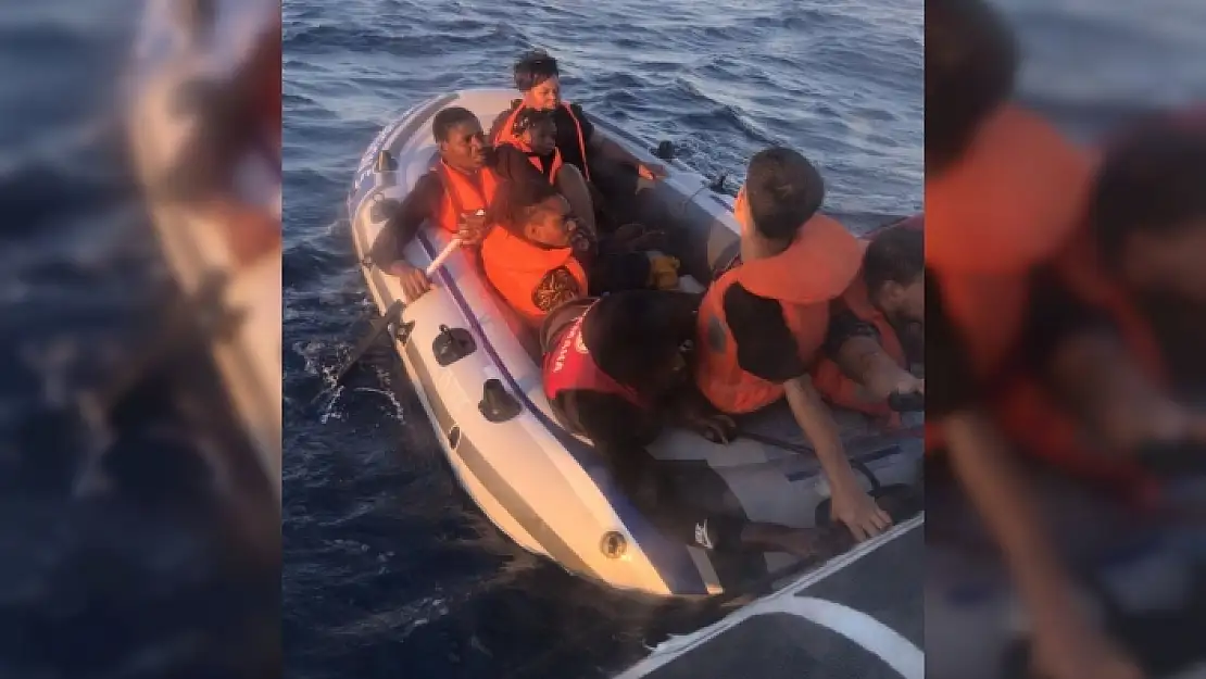 Bodrum'da 8 Düzensiz Göçmen Kurtarıldı