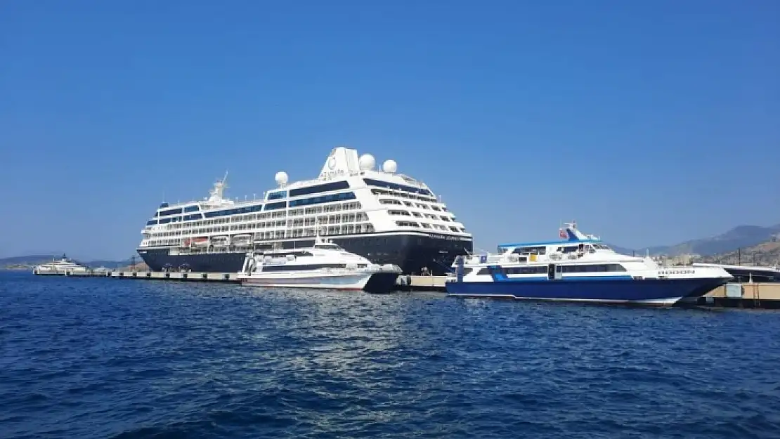 Bodrum'a Dev Gemiyle 388 Yolcu Geldi