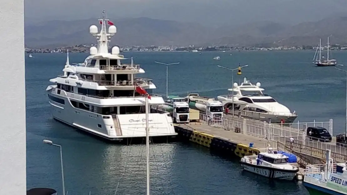 Lübnanlı İş Adamı Mikati ve Mega Yatı Fethiye'de