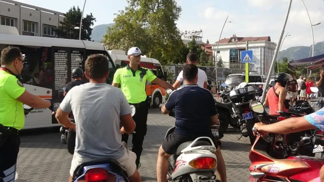 Marmaris'te Kask Denetimi: Toplam 100 bin Lira Ceza Kesildi