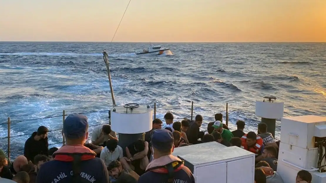 Marmaris'te 64 Düzensiz Göçmen Kurtarıldı