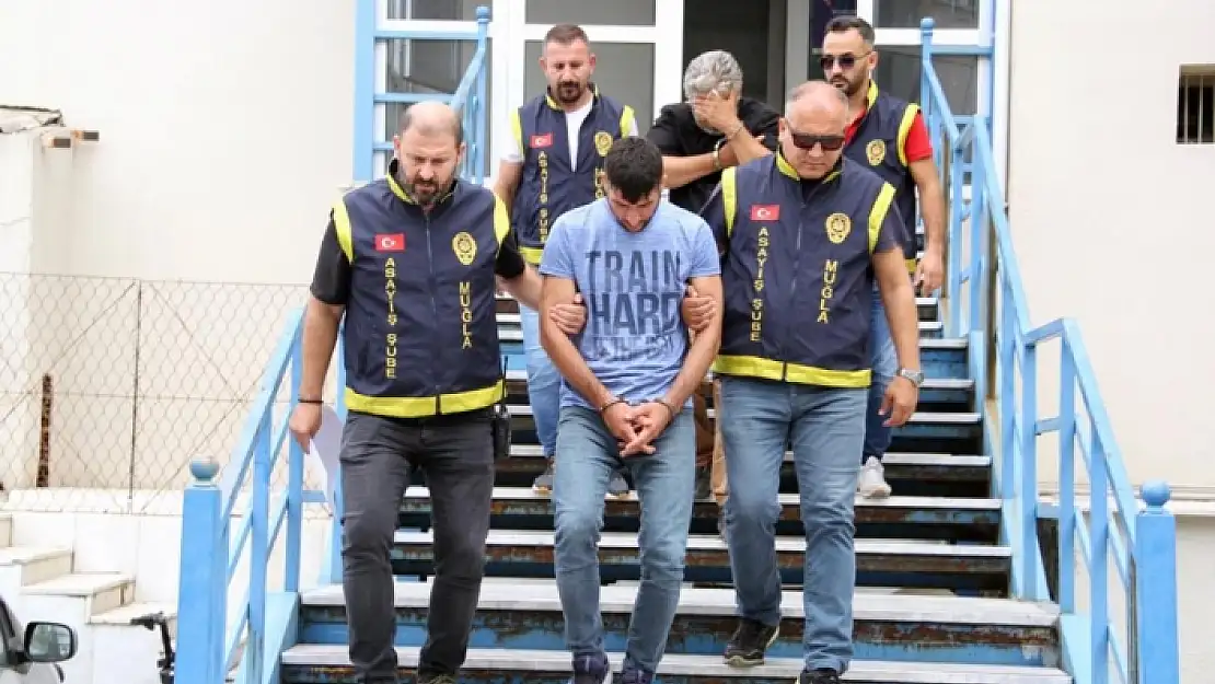 Menteşe'de Kapı Kilitlerini Patlatan Hırsız Yakalandı
