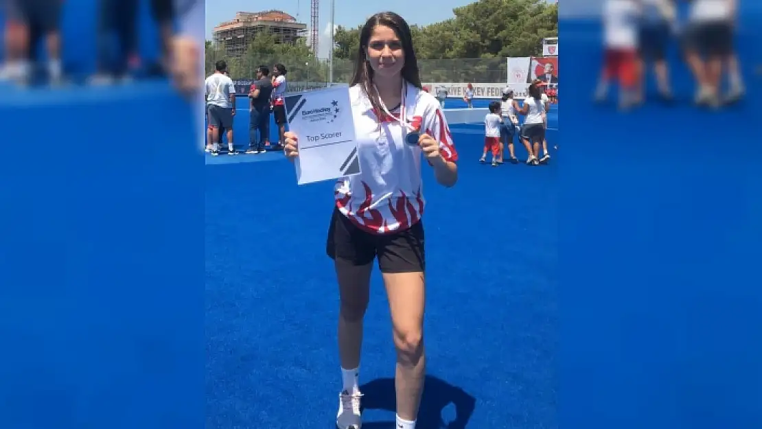 Muğlalı Hokeyci Sude Nur, Avrupa Şampiyonası'nın Gol Kraliçesi Oldu