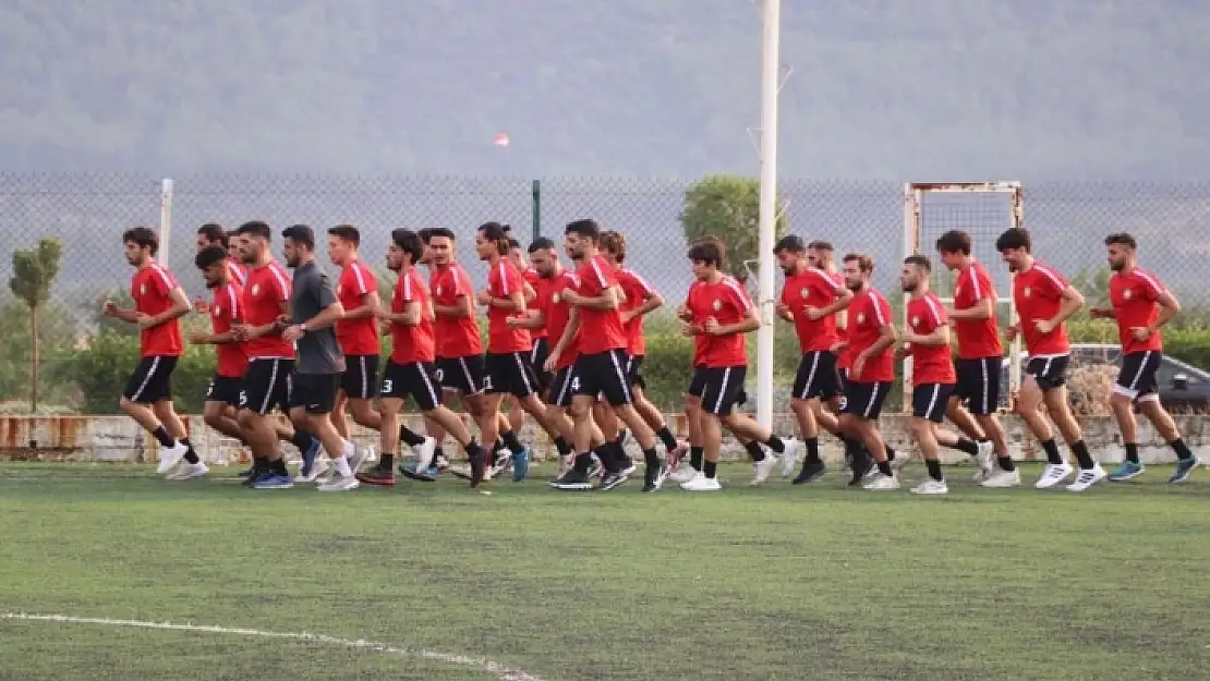 Muğlaspor Sezonun İlk Antrenmanı İçin Sahaya İndi