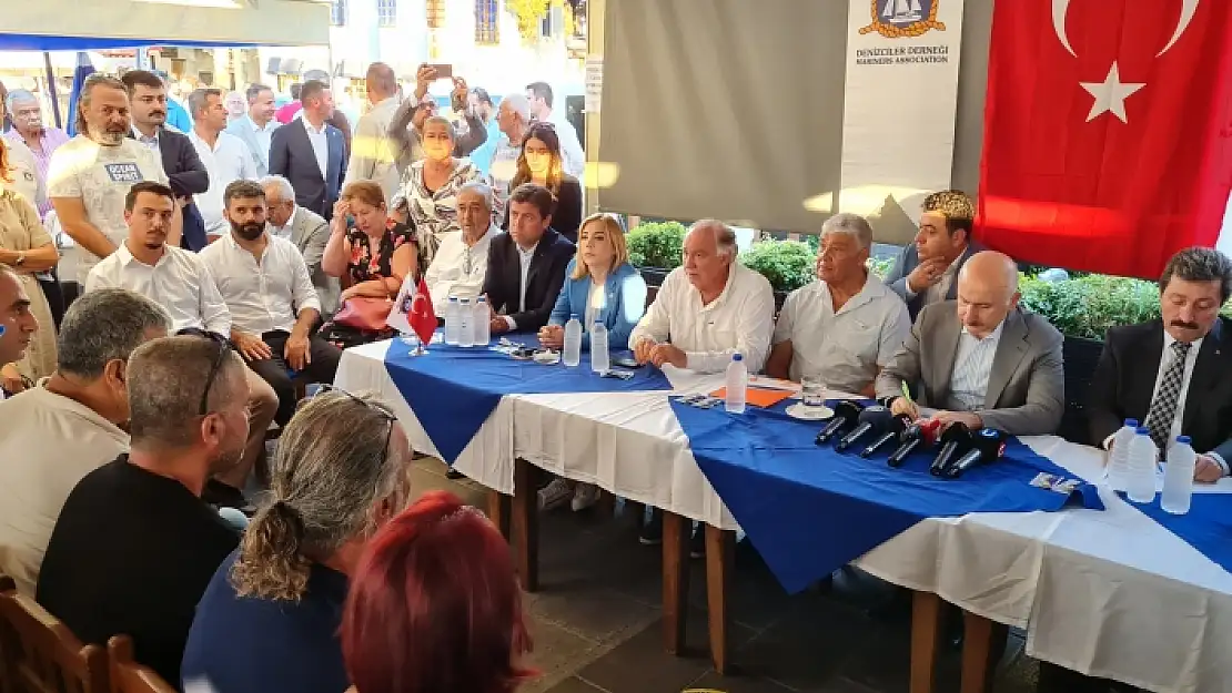 Bakan Karaismailoğlu, Bodrum'da Denizcilerle Buluştu