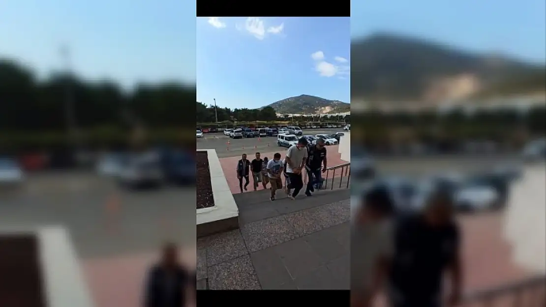 Bodrum'da FETÖ Operasyonu: 2 Tutuklama
