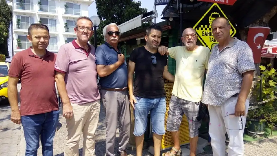 Fethiye'deki Takside Unutulan 47 Bin Lirayı Sahibine Ulaştırdı