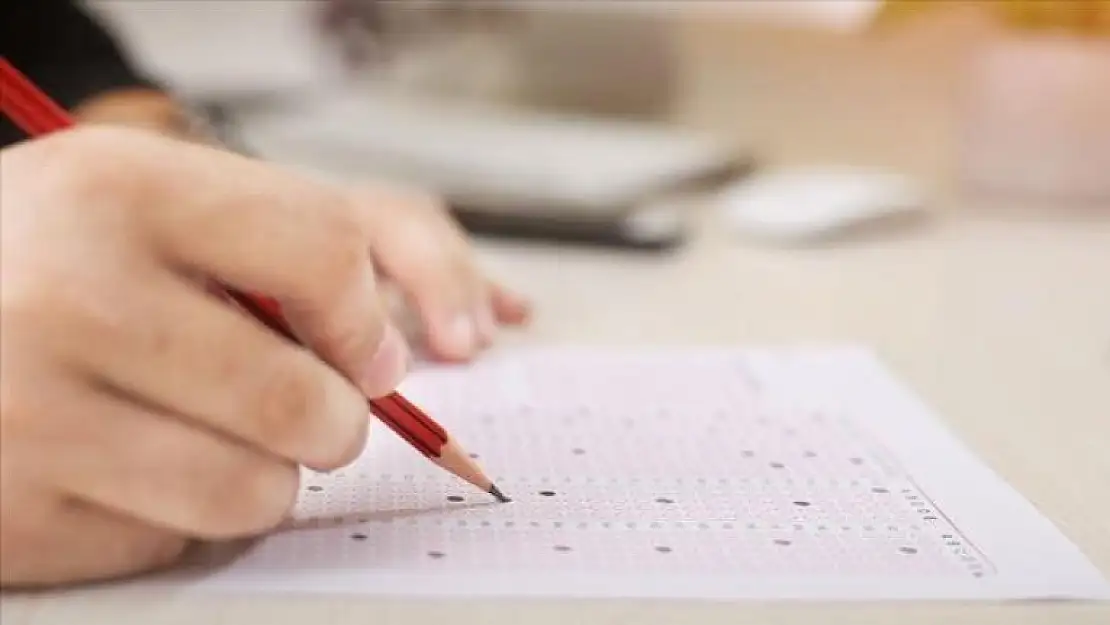İlki İptal Edilen KPSS'de İlk Oturum Tamamlandı