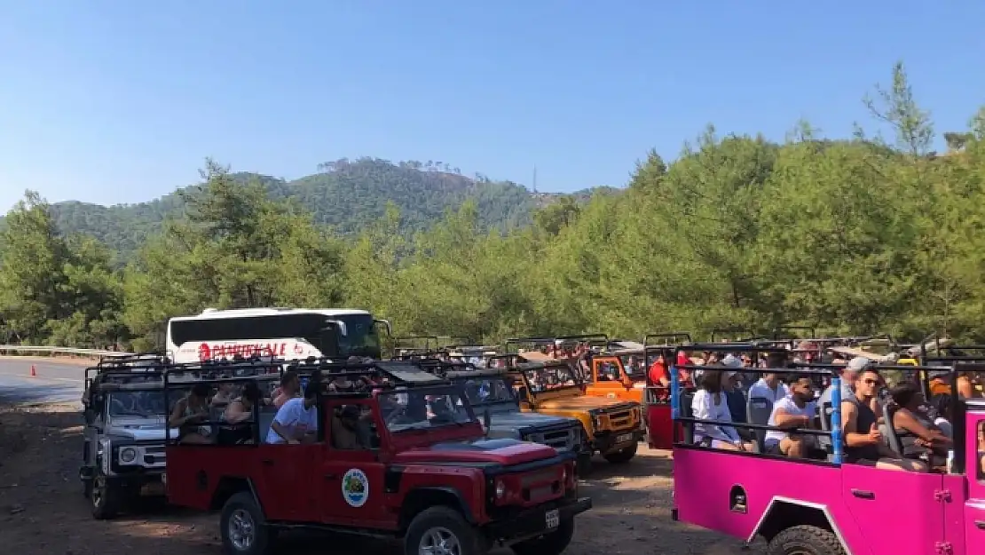 Marmaris'teki Safari Jeeplerine Sıkı Trafik Denetimleri Devam Ediyor