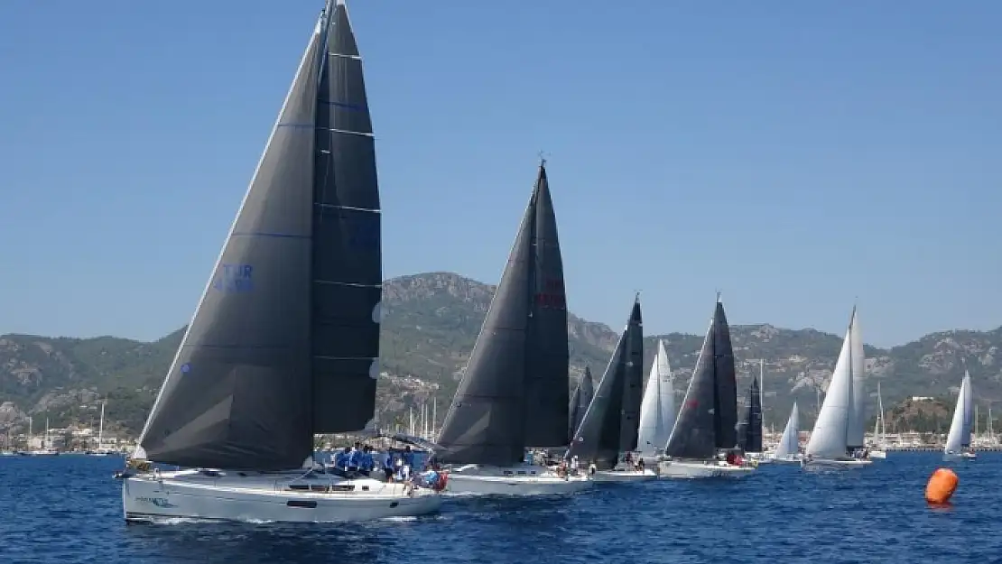 Marmaris'teki Yelken Yarışlarının İlk Günü Tamamlandı