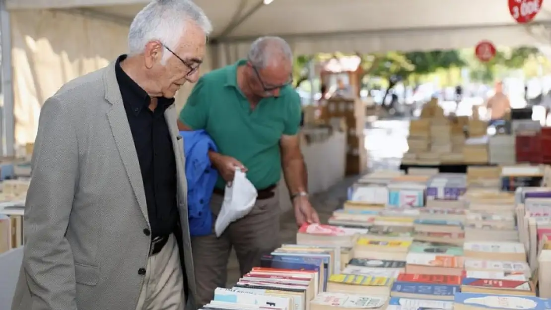 Menteşe Belediyesi Kitap Fuarı Açıldı