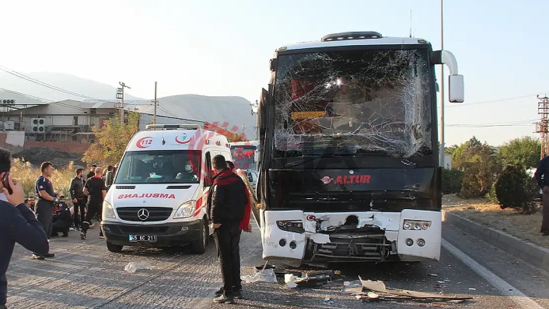 4 Aracın Karıştığı Korkunç Zincirleme Kaza: 24 Yaralı