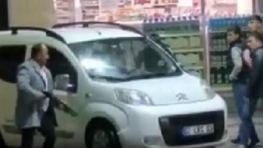 Akaryakıt İstasyonunda Pompalı Dehşet!