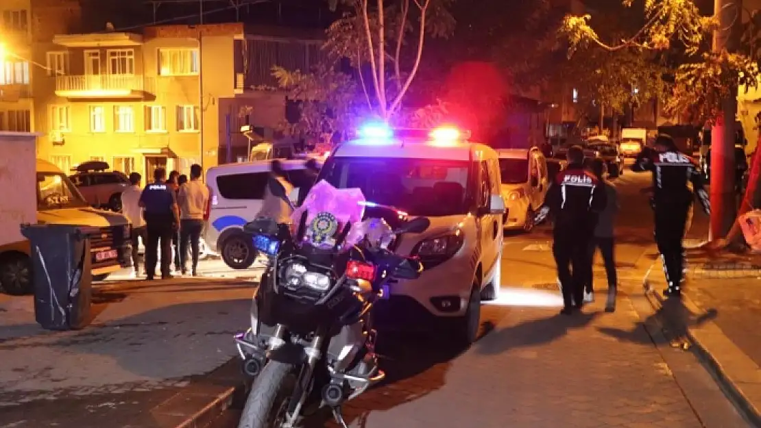 Amca Oğullarının Kavgasında Kan Aktı: 4 Yaralı