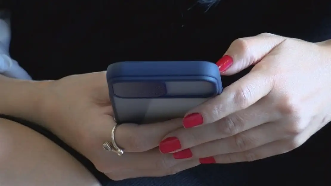 Aşırı Cep Telefonu Kullananlar Dikkat: Vakalar Artacak!