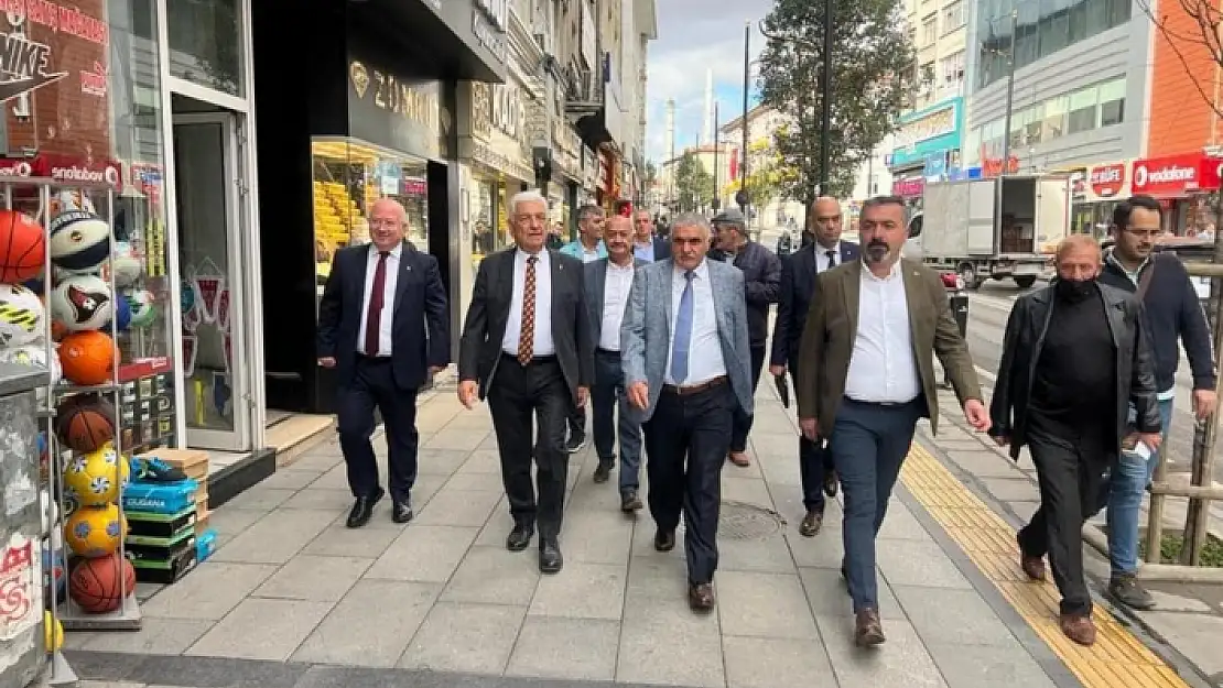 Başkan Gürün, CHP'li Belediye Başkanları Çalıştayına Katıldı