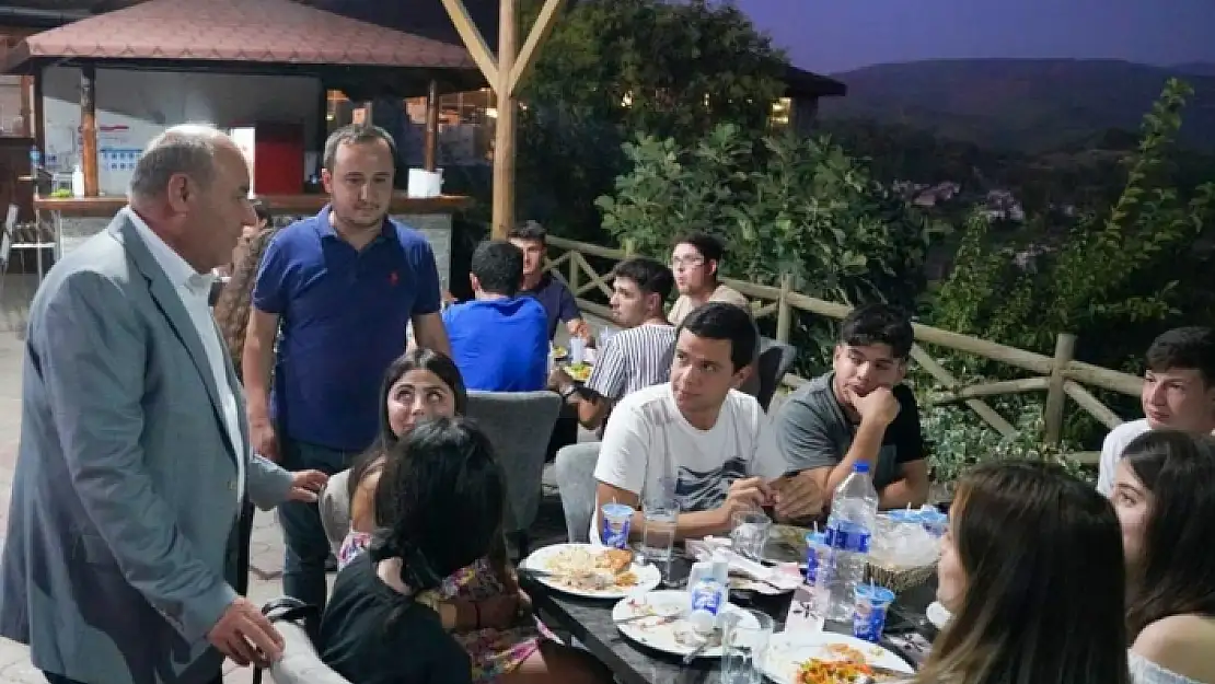 Başkan Otgöz, Üniversite Gençliği ile Buluştu