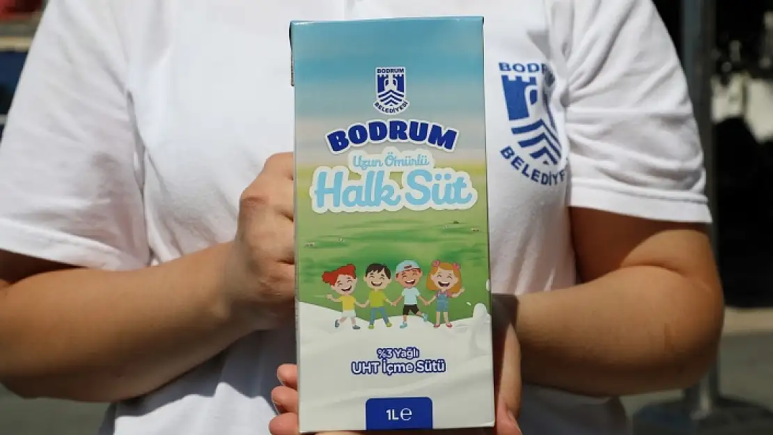 Bodrum'da Halk Süt Dağıtımı Devam Ediyor