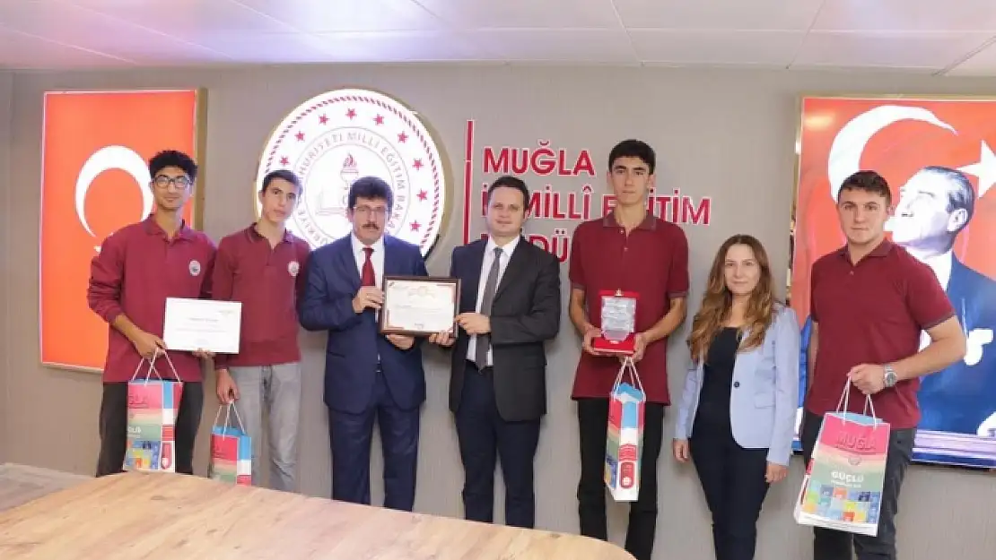 İl Milli Eğitim Müdürü Çay, Başarılı Öğrenciler ile Görüştü