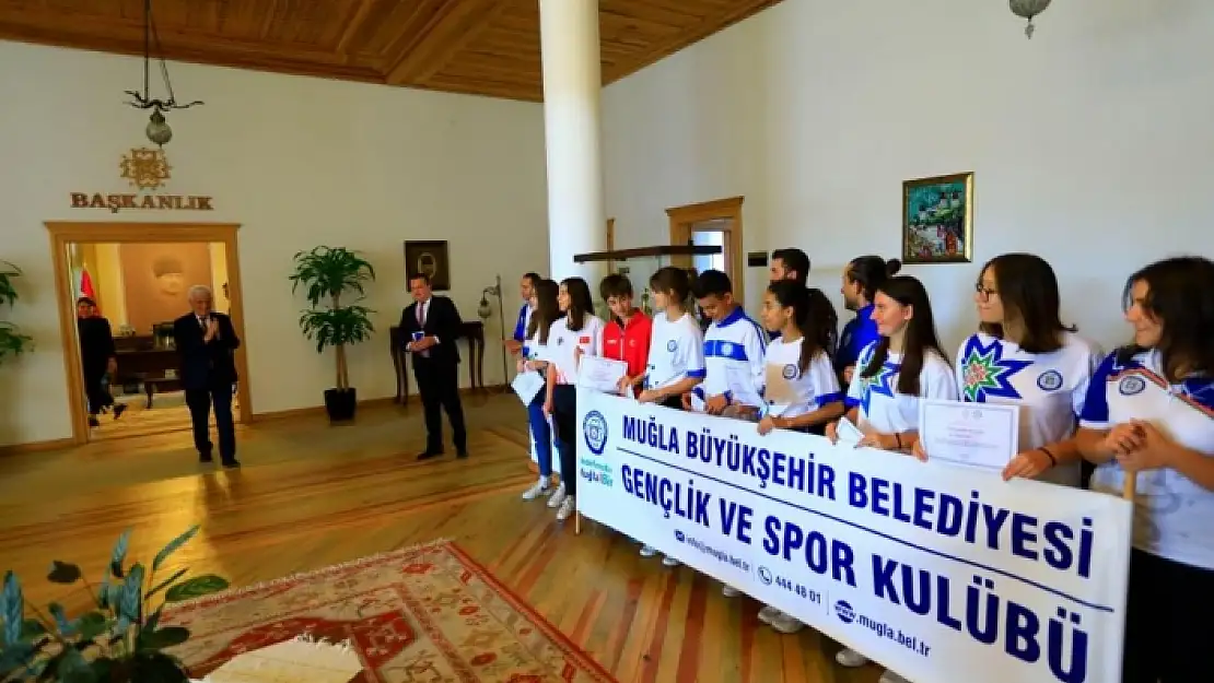 Muğla'daki Şampiyon Sporcular Başkan Gürün ile Buluştu