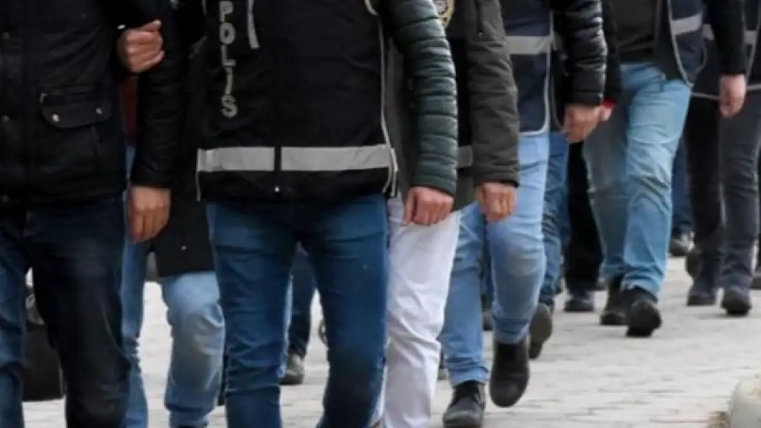 Muğla'nın da Aralarında Bulunduğu 3 İldeki Dolandırıcılık Operasyonunda 17 Zanlı Yakalandı
