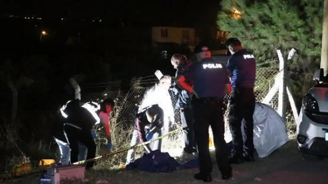 Yol Kenarında Elleri ve Ayakları Bağlı Kadın Cesedi Bulundu