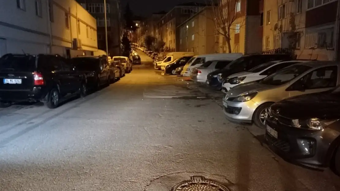 Çocuklarının Gözü Önünde Eski Kocası Tarafından Bıçaklandı