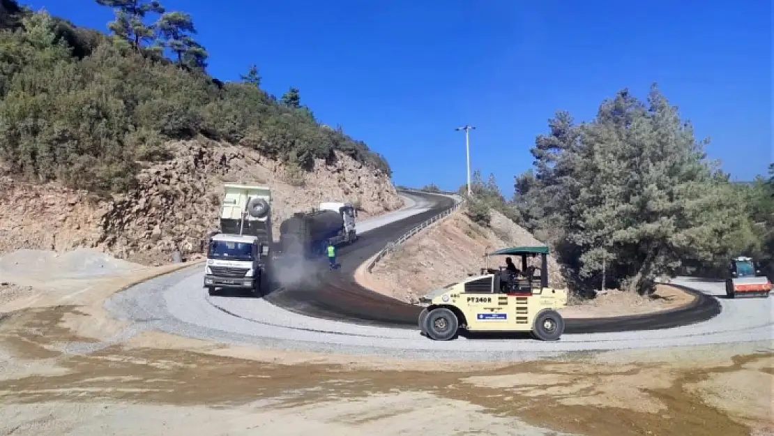 Menteşe'de 466 Kilometre Asfalt Çalışması