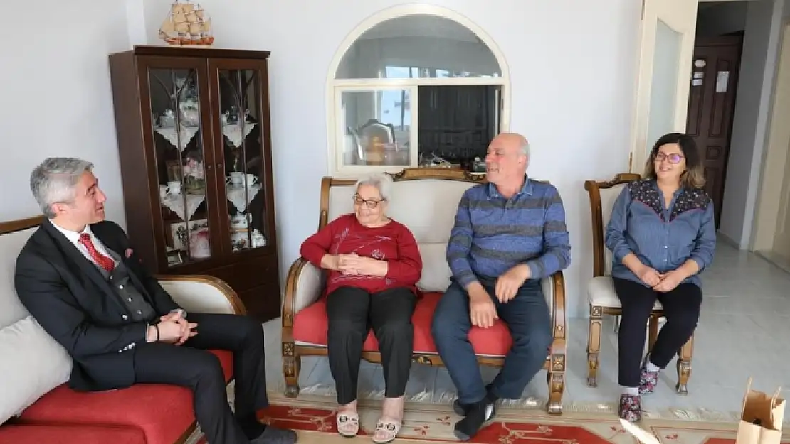 Başkan Oktay, Gazi ve Şehit Yakınları Ziyaret Etti