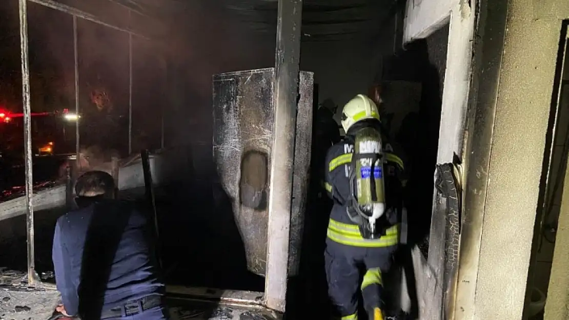 Bodrum'da Feci Yangın: 1'i Ağır, 2 Kişi Yaralandı
