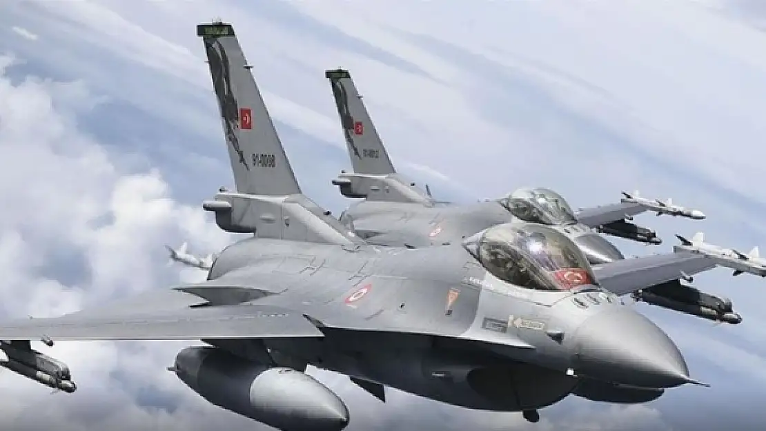 Ege'de Yunan F-16'larından Uçaklarımıza Taciz!