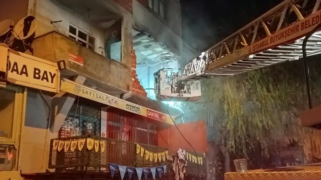 Evi Boşaltan Kiracı Daireyi Ateşe Verdi