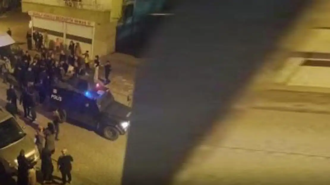 Kız Çocuğuna Taciz İddiası Mahalleliyi Sokağa Döktü!