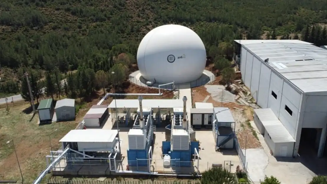 Muğla Büyükşehir Güneşten ve Çöpten Elektrik Üretiyor