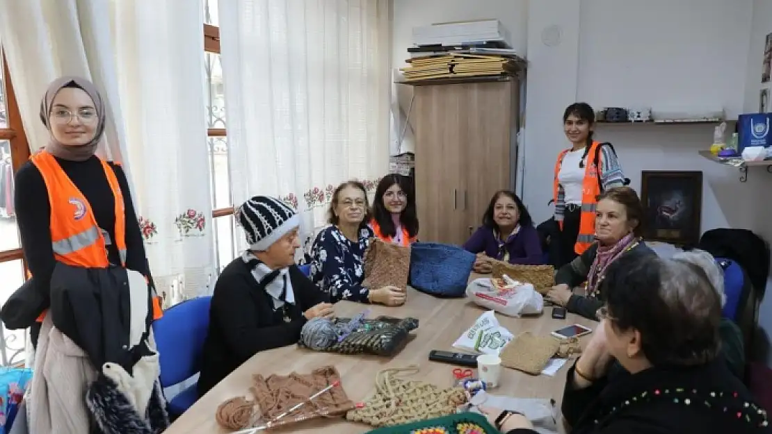 Muğla'daki 100 Yaş Evi Üyeleri ile SOGEM Gençleri Buluştu