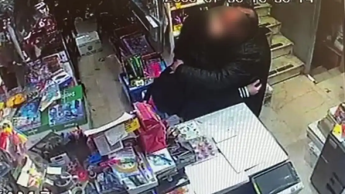 14 Yaşındaki Kızı Taciz Eden Kırtasiyeci Serbest Bırakıldı