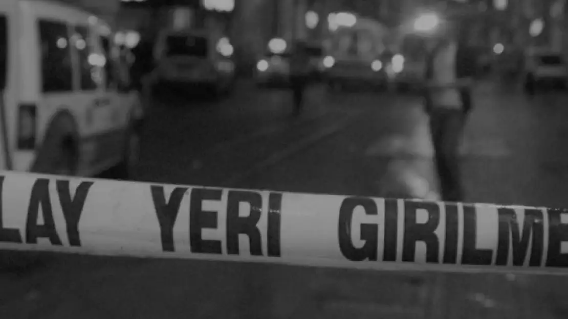 18 Yaşındaki Gencin Sokak Ortasında Cansız Bedeni Bulundu