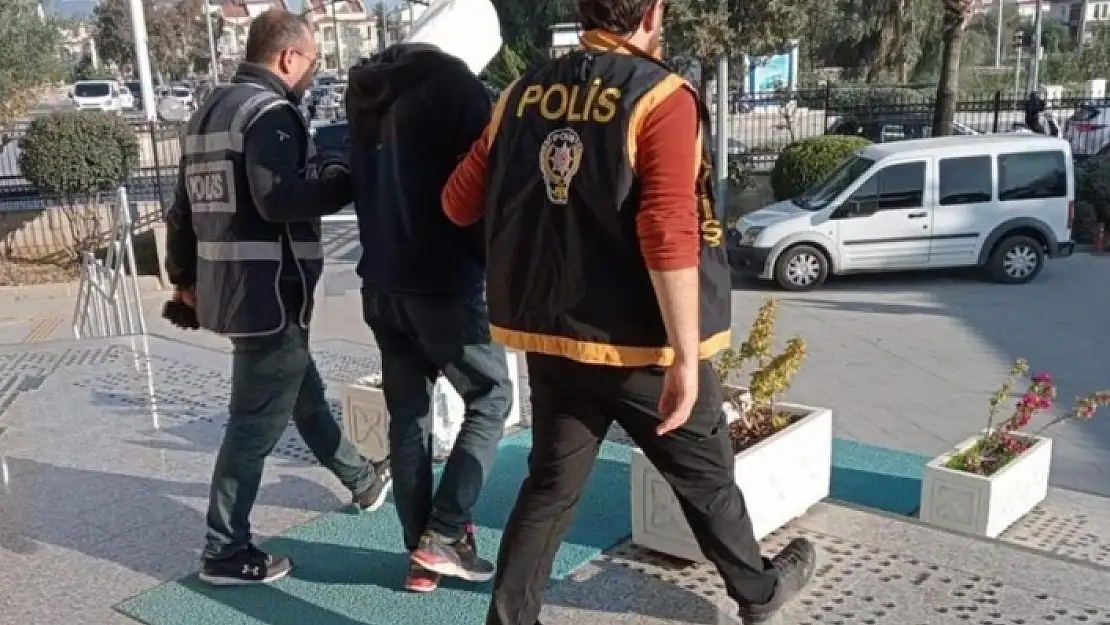 Fethiye'de Ev ve Otomobilleri Soyan Hırsız Tutuklandı