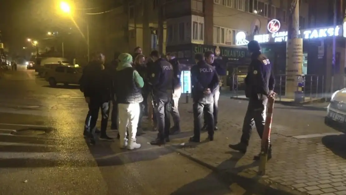 Gergin Gece! Bir Kişi Sokak Ortasında Vuruldu