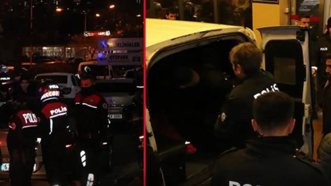 Hastanede Karşılaşan Husumetli Ailelerin Kavgasında 4 Kişi Yaralandı