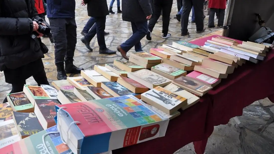 Muğla'da Ceza İnfaz Kurumu'nda Kitap Kampanyası Düzenlendi
