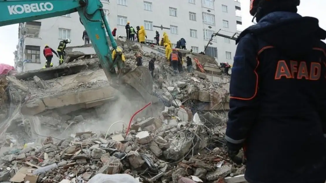 DEPREM BAĞIŞLARININ TAMAMI VERGİ MATRAHINDAN İNDİRİLEBİLECEK