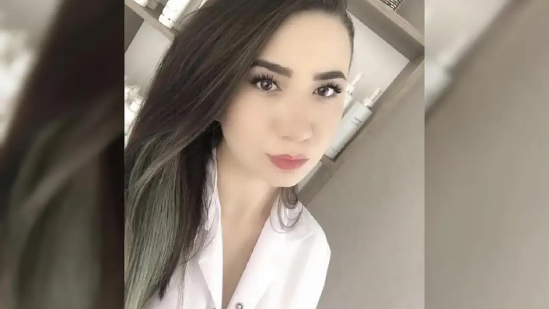 DEPREMDE YAŞAMINI YİTİREN BİLLUR BUSE BAHADIR MARMARİS'TE DEFNEDİLDİ