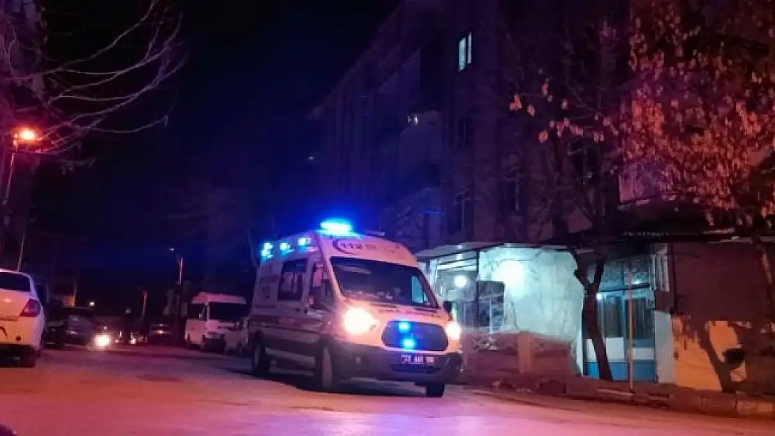 KÖTÜ KOKULAR GELEN EVDE 65 YAŞINDAKİ KADININ CANSIZ BEDENİNE ULAŞILDI
