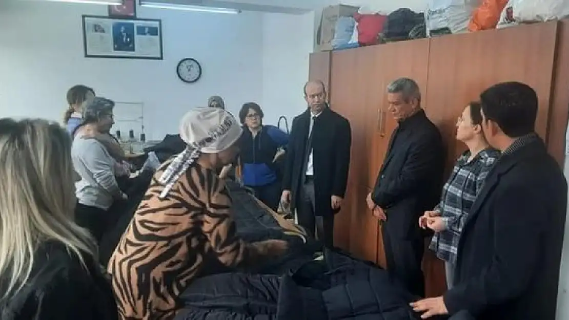 KÖYCEĞİZ'DE DEPREMZEDELER İÇİN ÇALIŞMALAR DEVAM EDİYOR