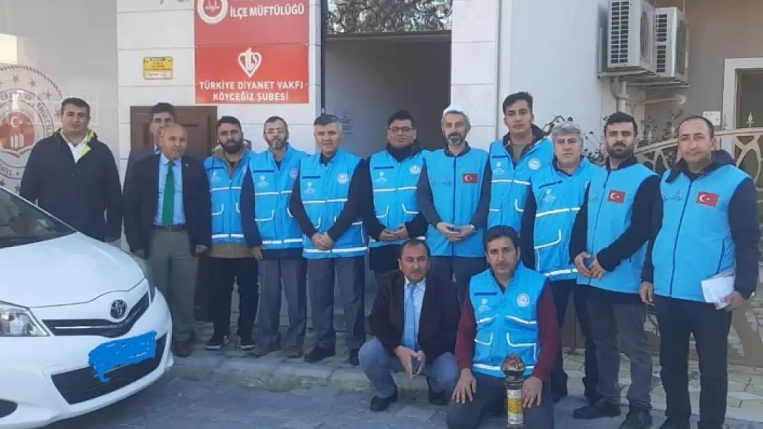 KÖYCEĞİZ MÜFTÜĞÜLÜ'NDEN 11 KİŞİLİK EKİP DEPREM BÖLGESİNE GİTTİ