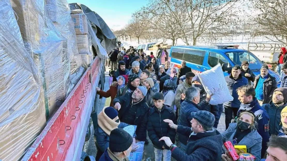 MUĞLA BÜYÜKŞEHİR'İN BAŞLATTIĞI YARDIM KAMPANYASI DEVAM EDİYOR