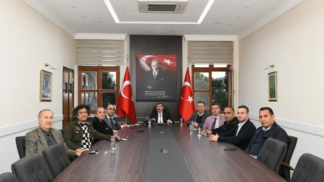 MUĞLA'DA 'EVİM YUVAN OLSUN' KAMPANYASINA DESTEK ÇAĞRISI YAPILDI
